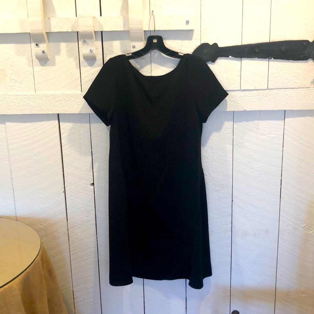 MM Lafleur black short sleeved swing dress